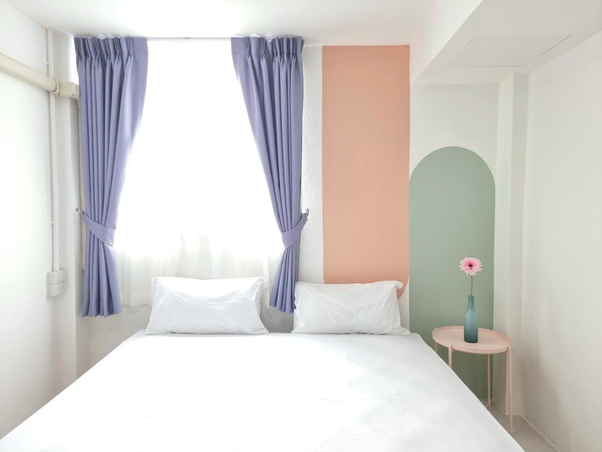 The Zai Apartment Ban Krathum Lom Экстерьер фото